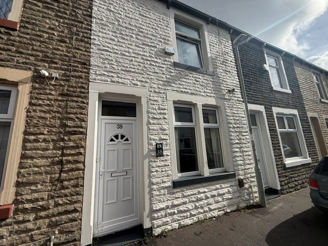 House Scarlett Street in Burnley