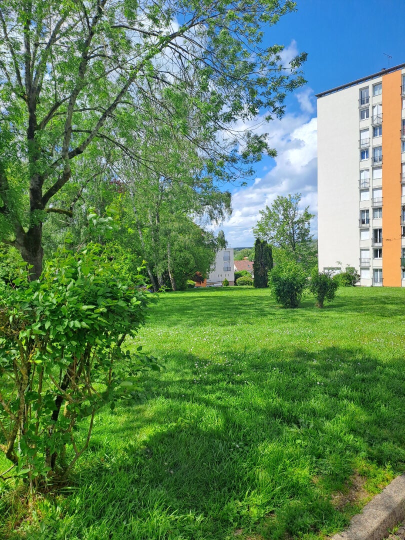 Appartement D 323 à Cherré-Au