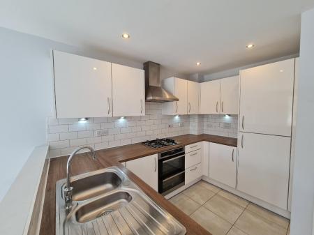 House Merriall Close in Ebbsfleet Garden City