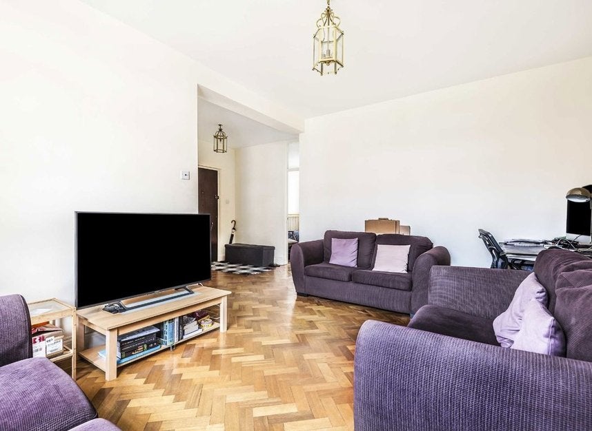 Flat Allitsen Road in City of Westminster