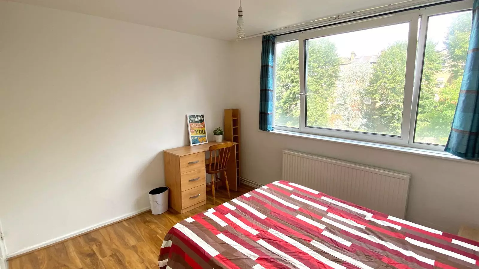 Flat Downfield Close in City of Westminster