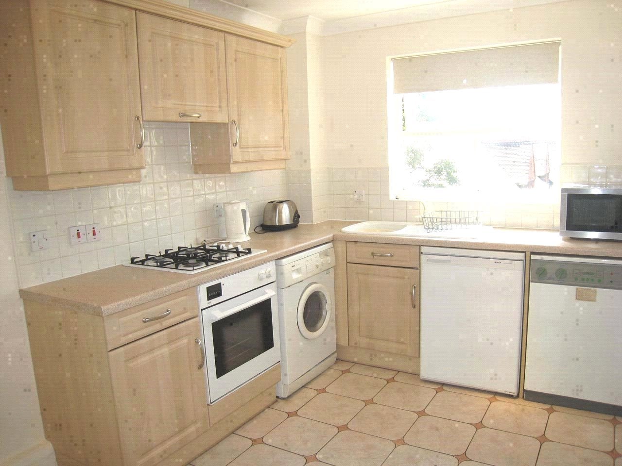 Flat Elm Grove in Manchester