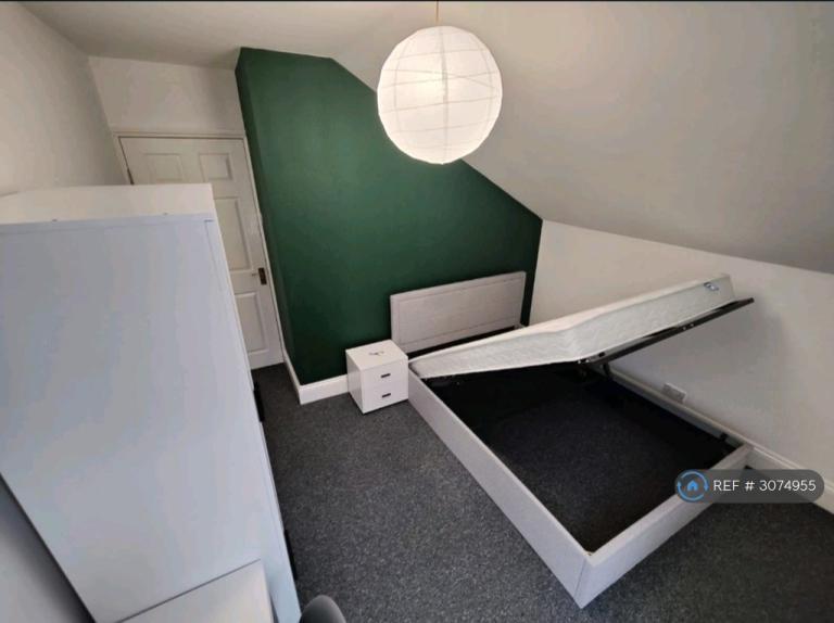 Room Tonbridge Road in Maidstone