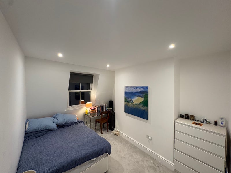 Room Kingsland Road in Greater London