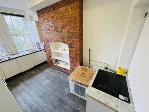 Room Lewisham High Street in Greater London