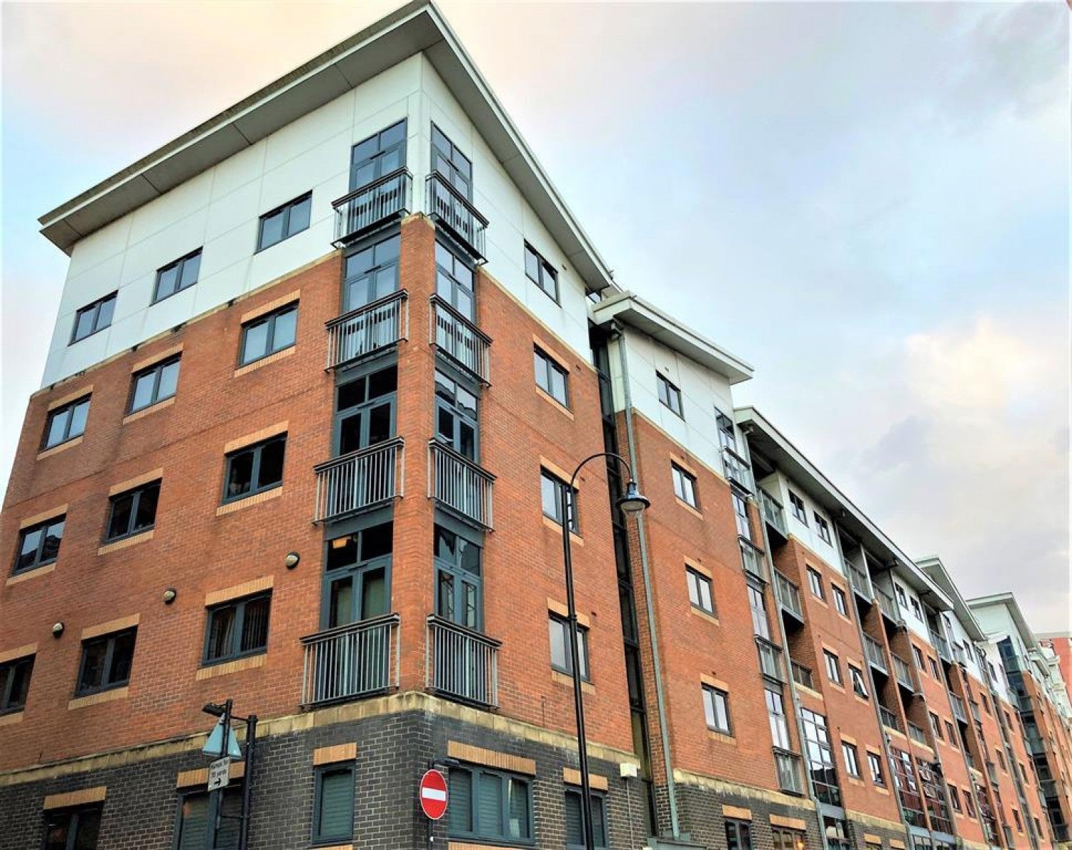 Flat Little Peter Street in Manchester