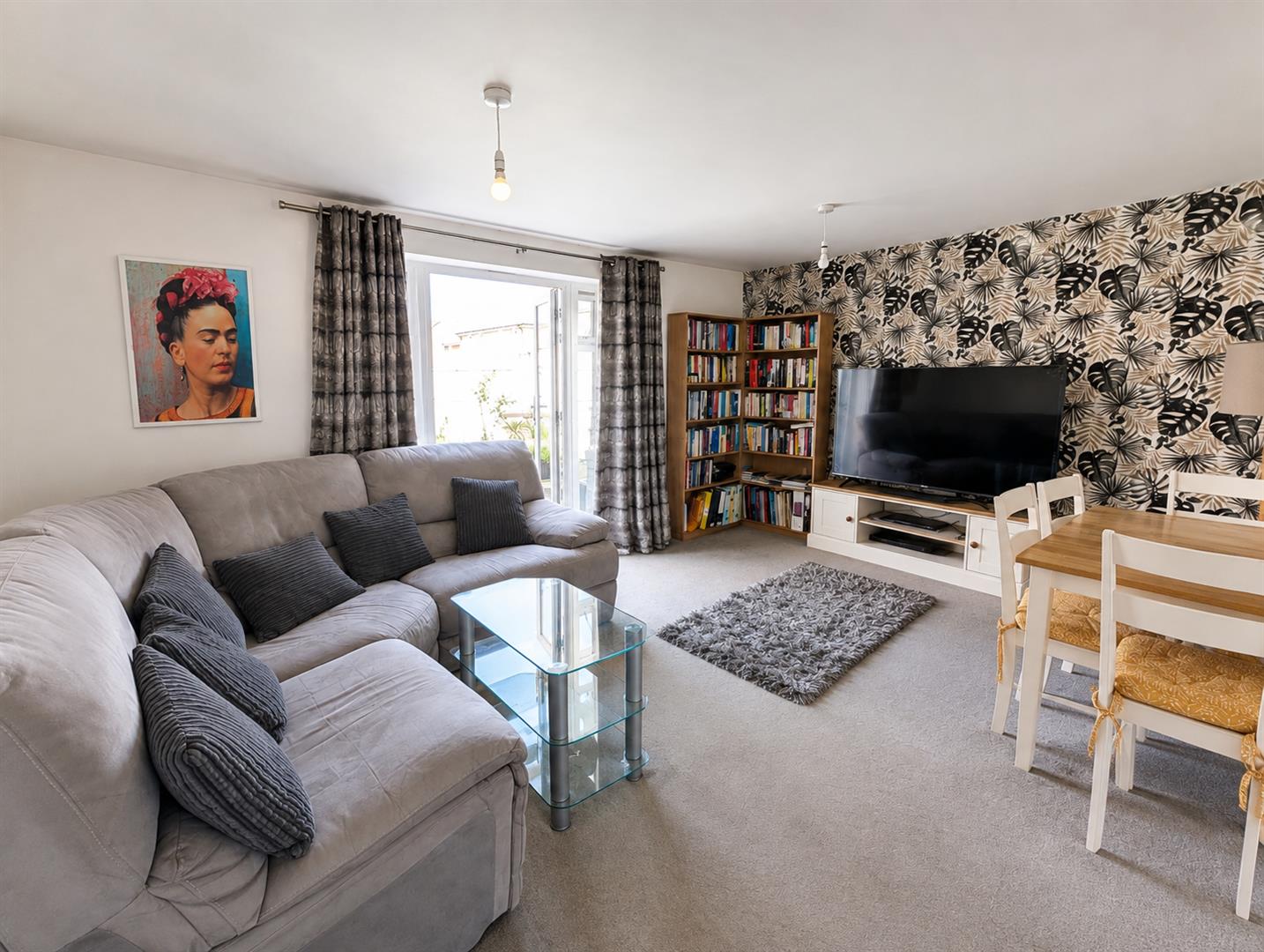 Room Pippin Way in Alresford
