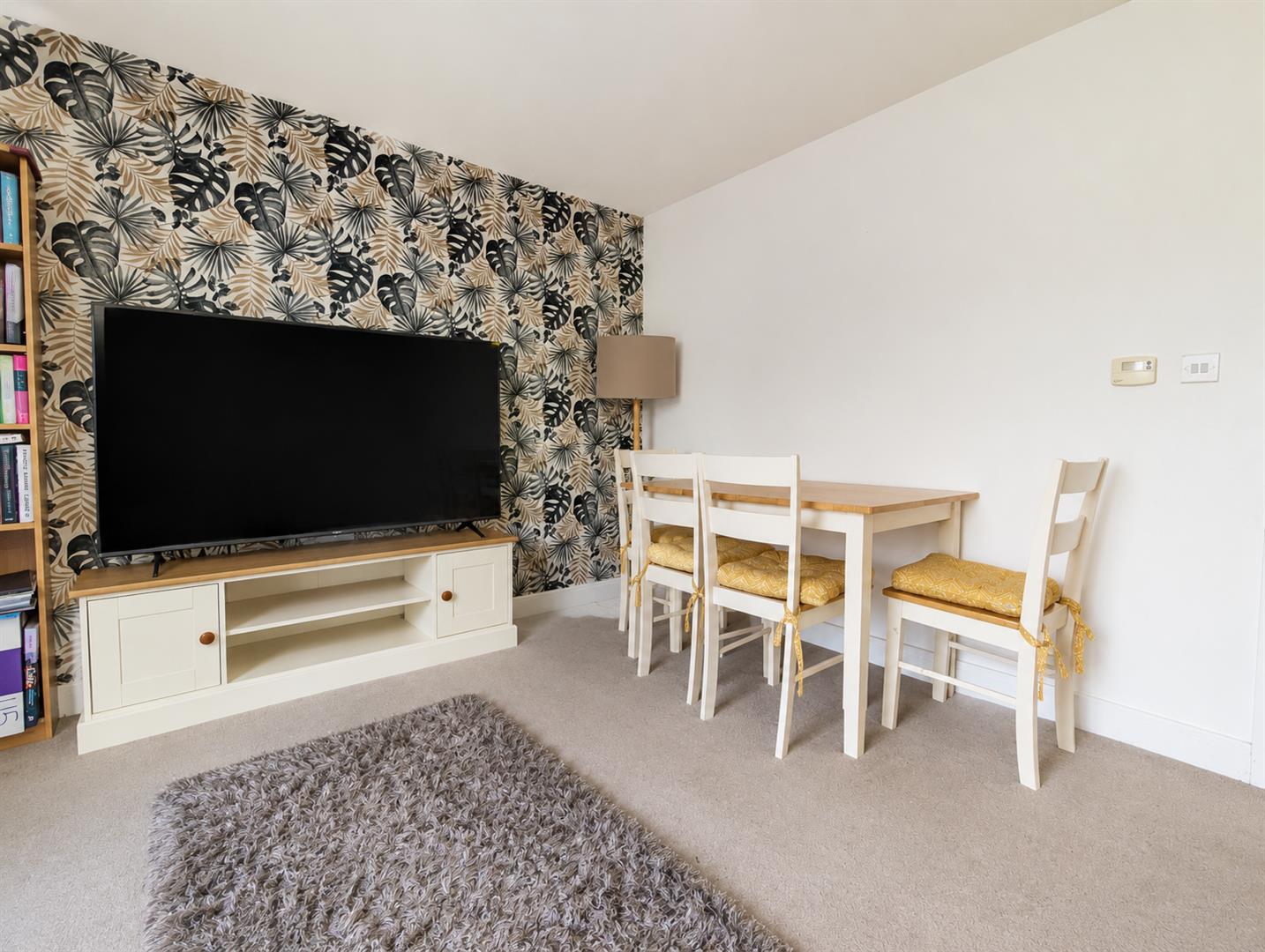 Room Pippin Way in Alresford