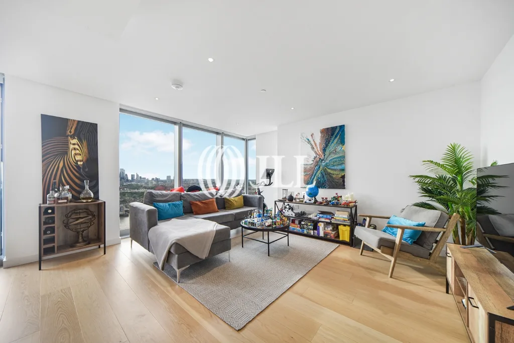 Flat Aste Street in Greater London