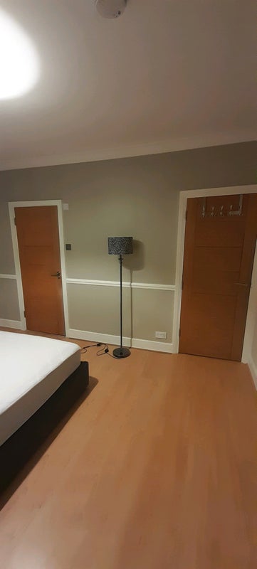 Room Mada Road in Greater London