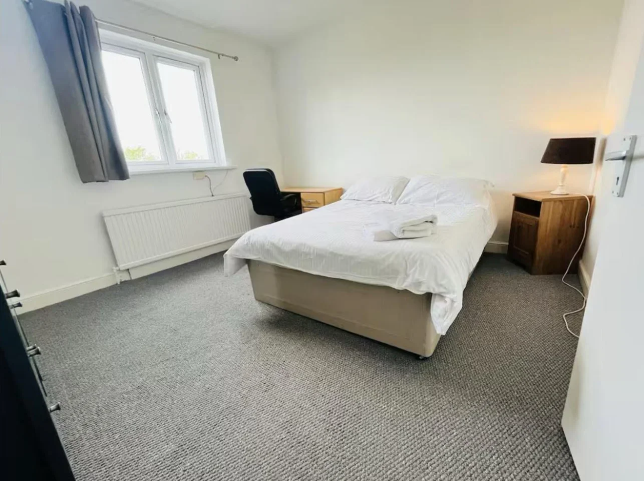 Room Heathwood Gardens in Greater London