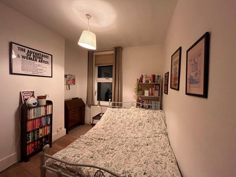 Room Choumert Road in Greater London