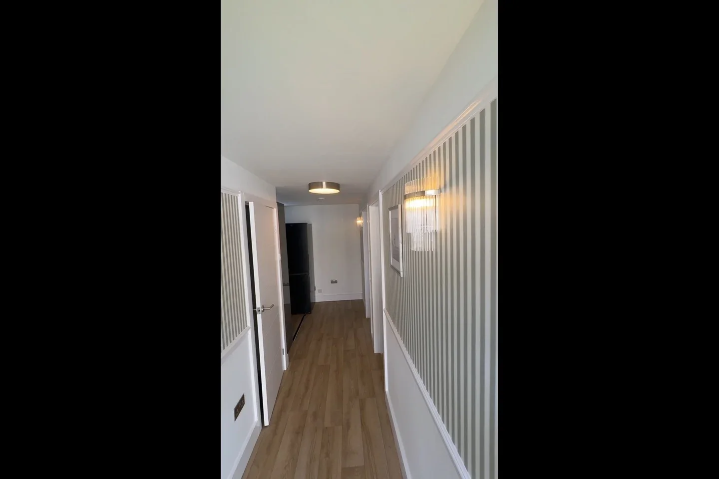 Room Newtons Close in Greater London