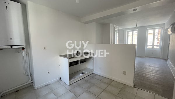 Appartement Rue de la Pépinière à Châteauneuf-en-Thymerais