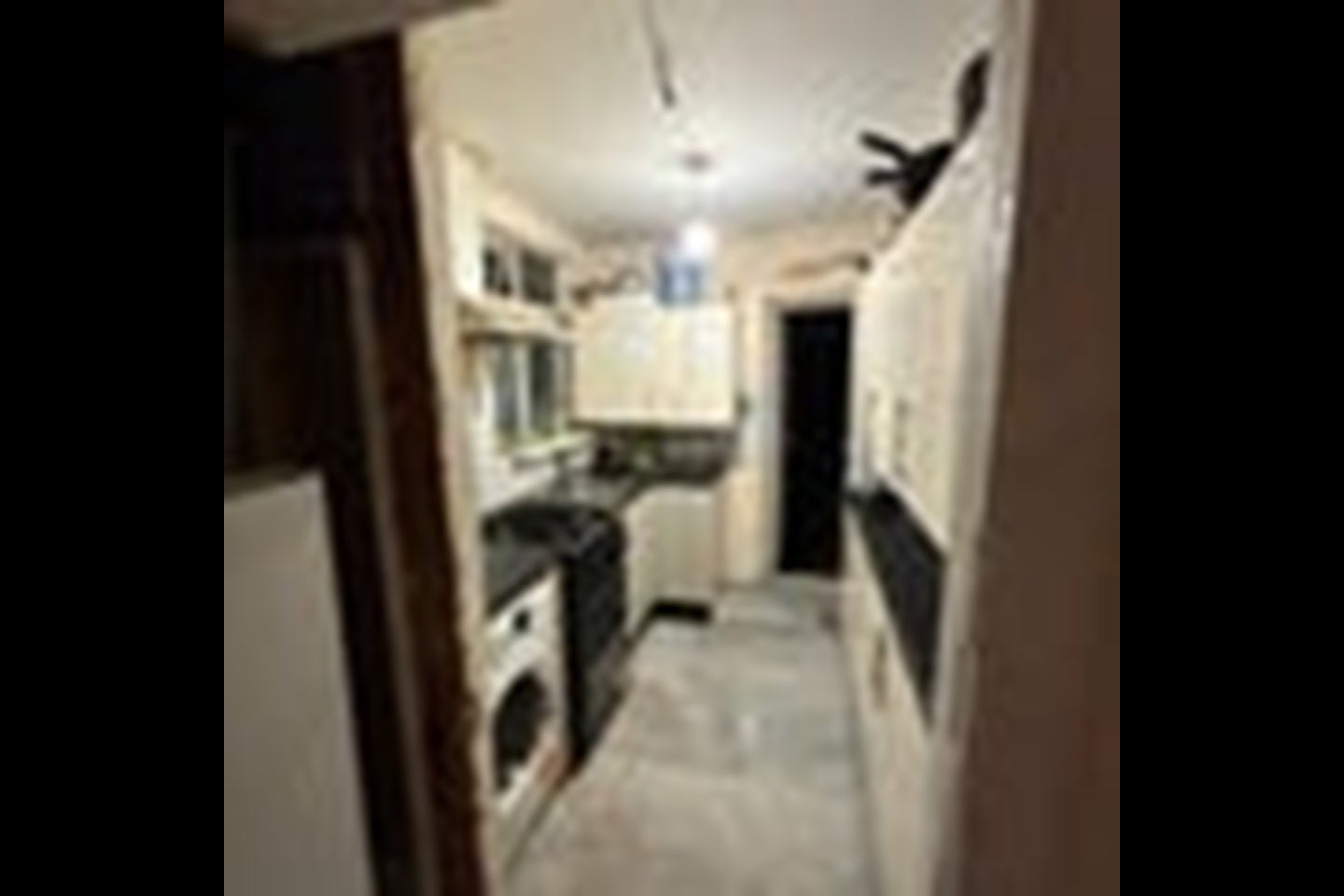 Room Hounslow Road in Greater London