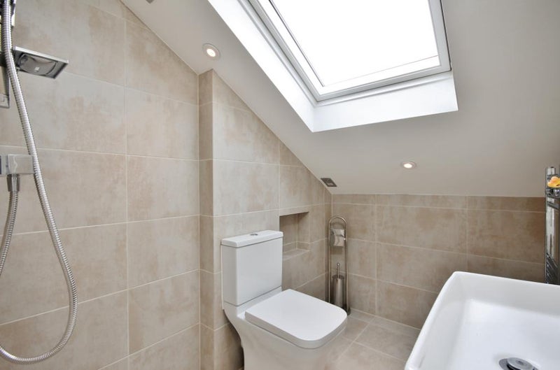 Flat Standen Road in Greater London