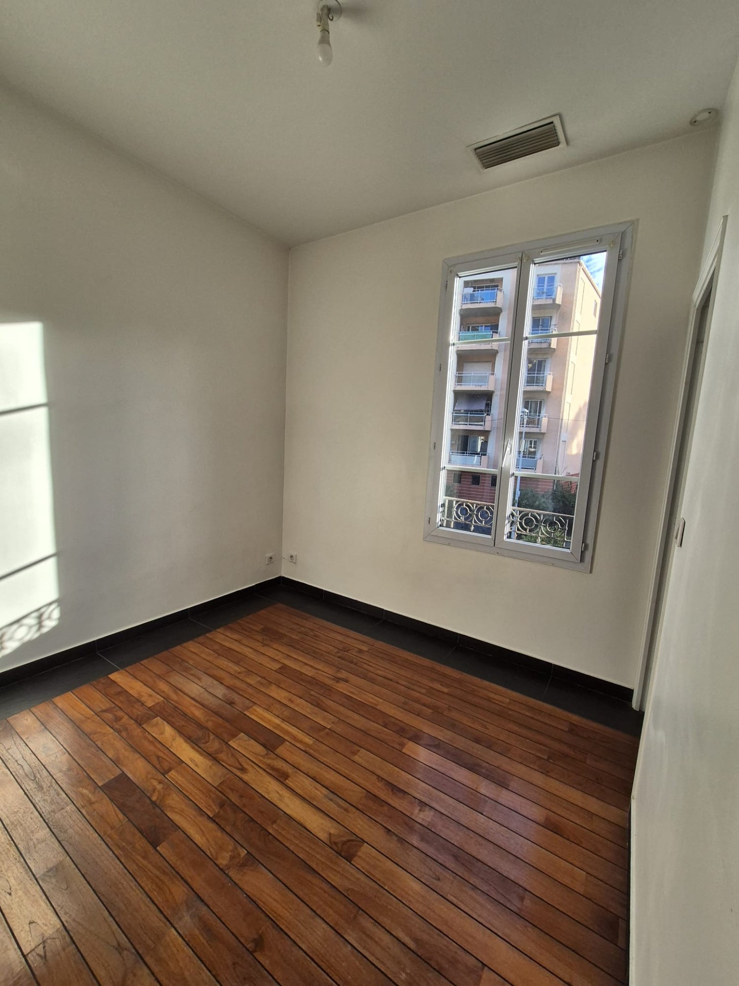 Appartement Avenue Rosa Bonheur à Nice