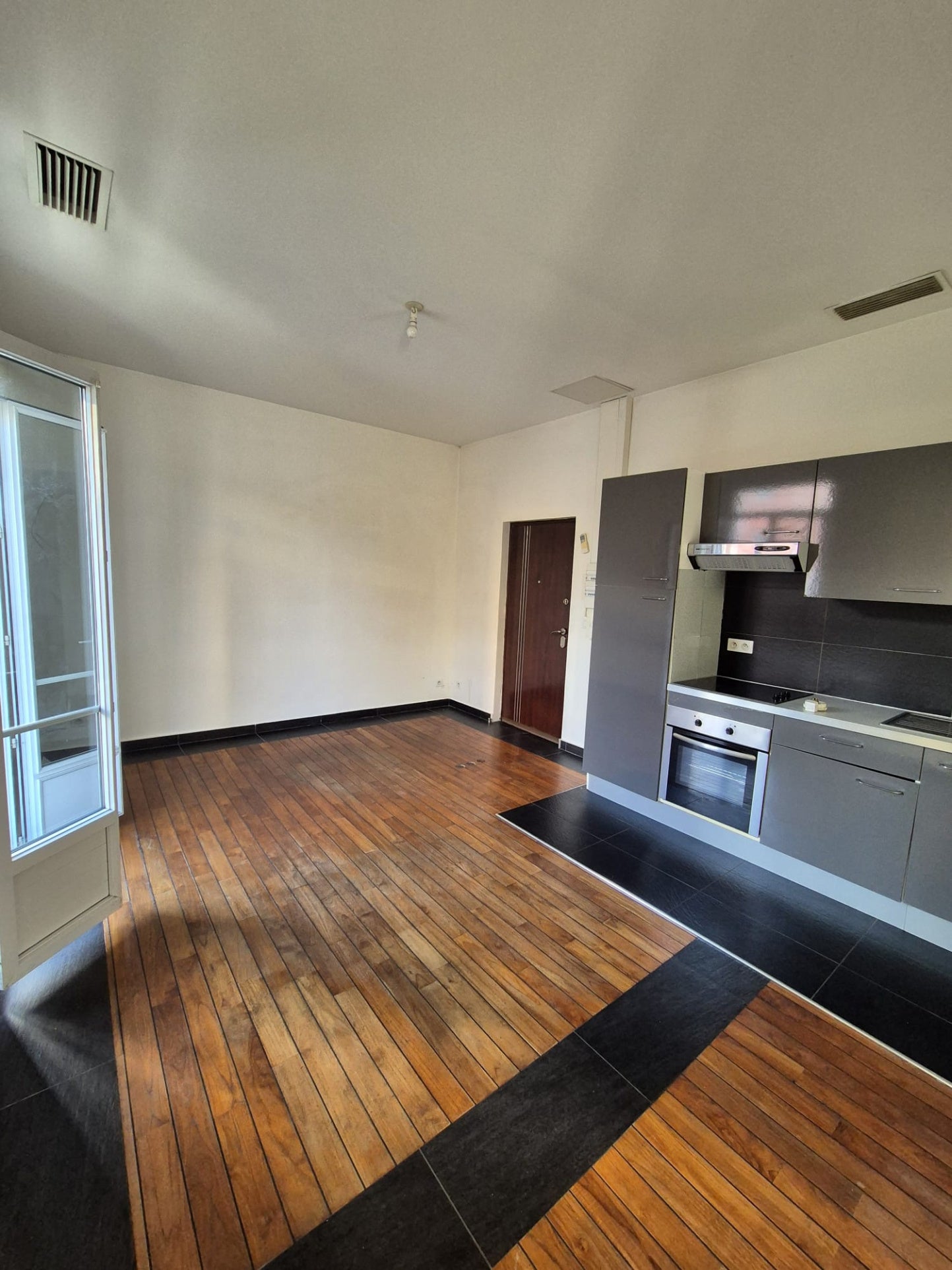Appartement Avenue Rosa Bonheur à Nice