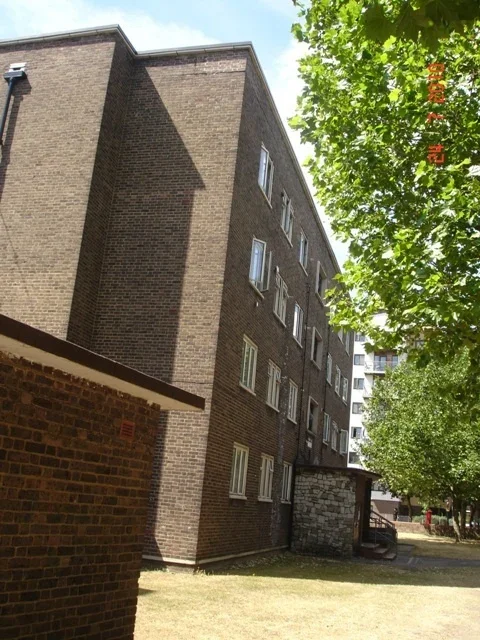 Flat Ewhurst Close in Greater London