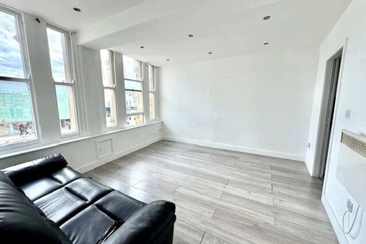 Flat Eldon Street in Barnsley