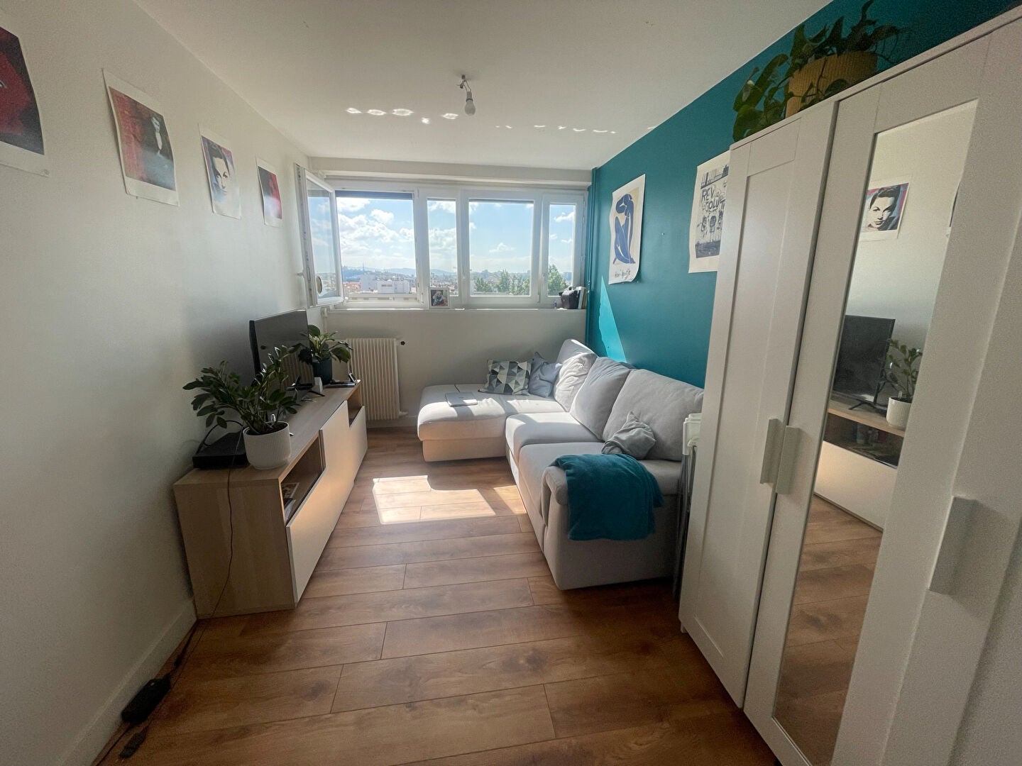 Flat Cours Émile Zola in Villeurbanne