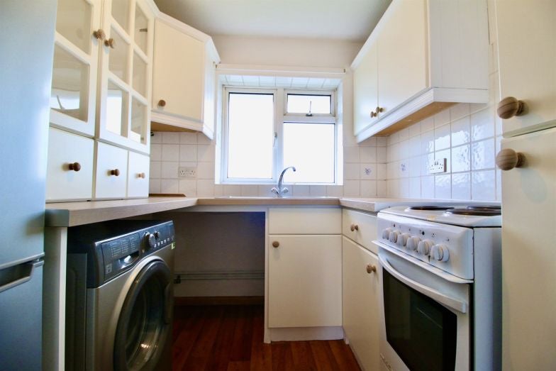 Flat Gorham Way in Peacehaven