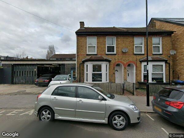 Flat Hastings Road in Greater London