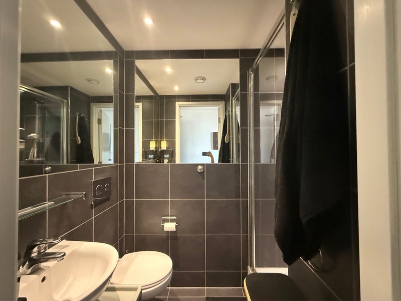 Room Camley Street in Greater London