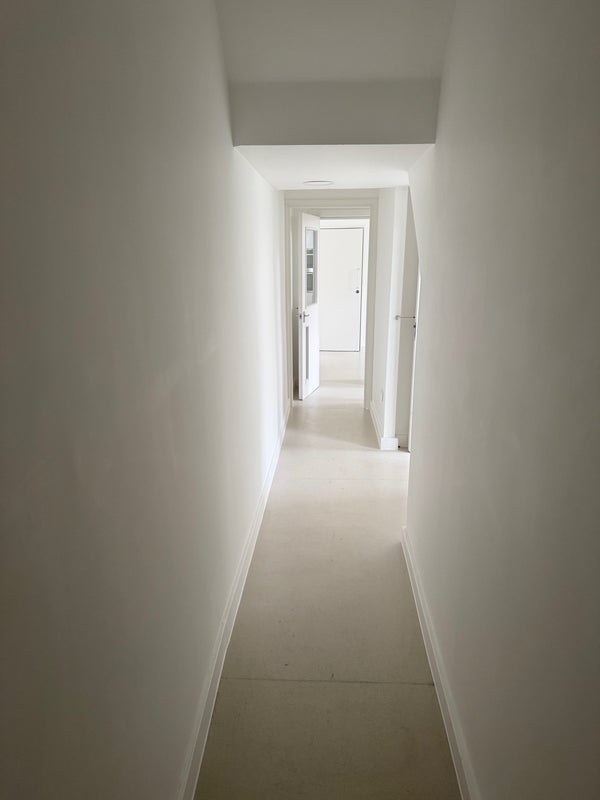 Flat Norfolk Avenue in Greater London