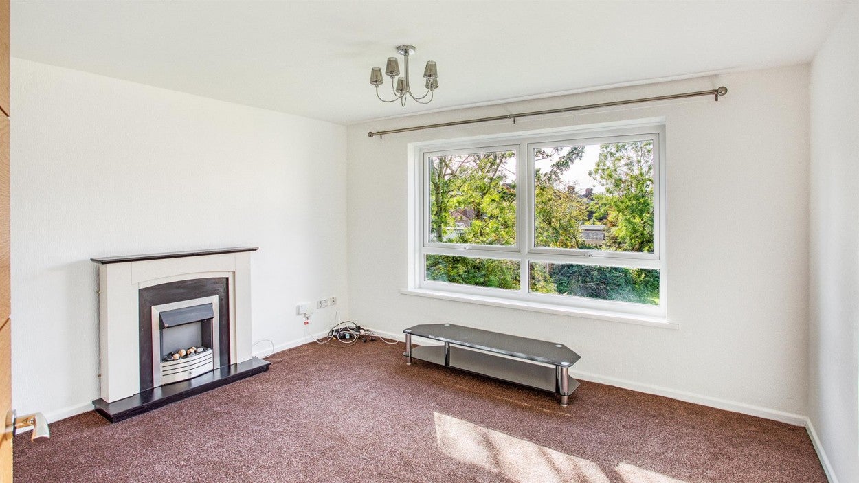Flat Shelmory Close in Derby