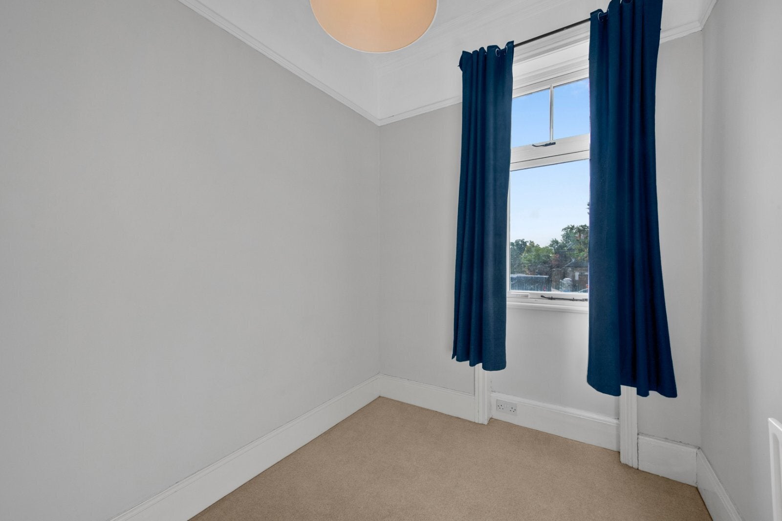 Flat West Hill in Greater London
