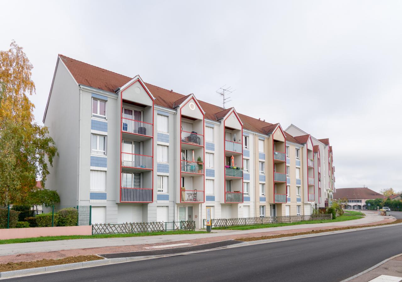 Flat Place de la Liberté in Chevigny-Saint-Sauveur