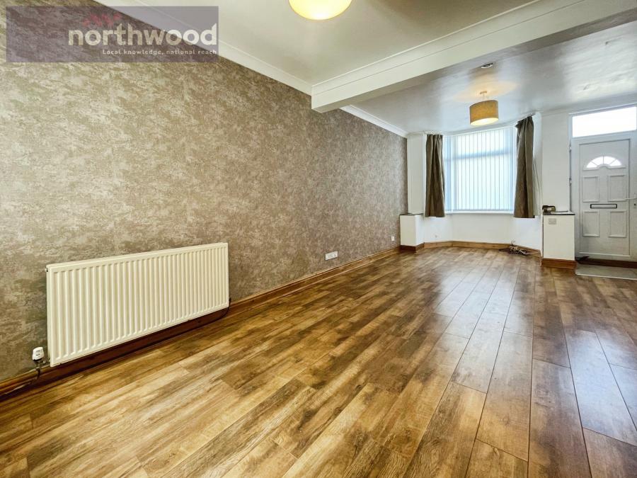 Flat Maybank Road in Birkenhead