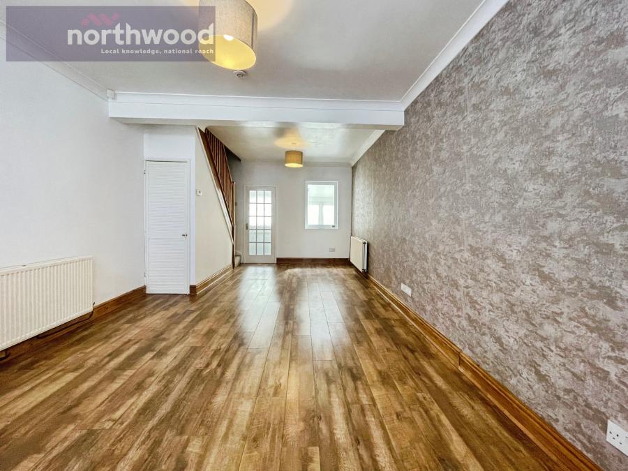 Flat Maybank Road in Birkenhead