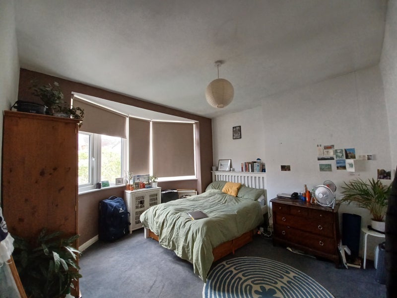 Room Tulsemere Road in Greater London