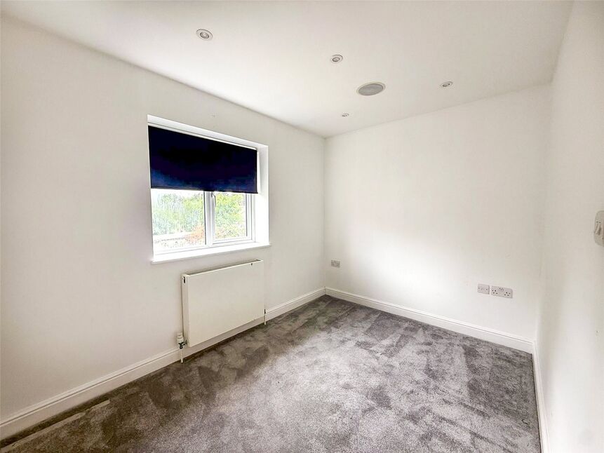 House Oak View in Borough of Runnymede