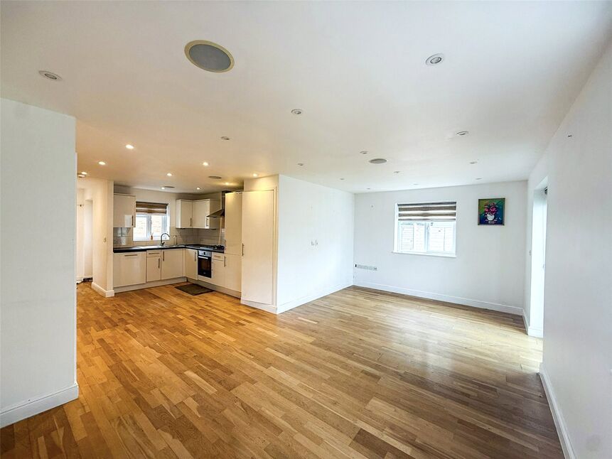 House Oak View in Borough of Runnymede