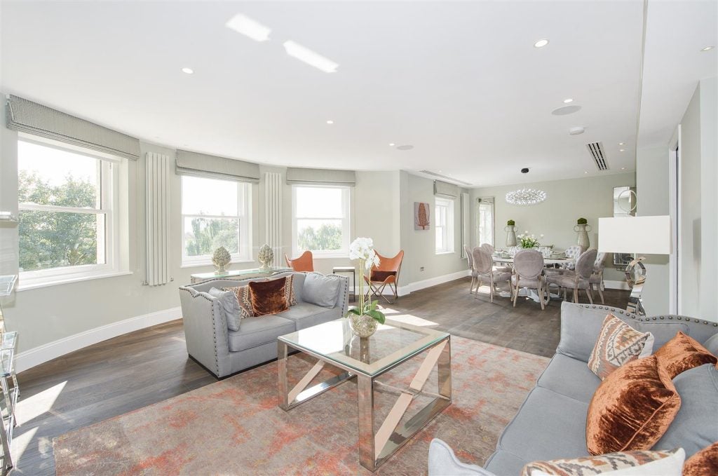 Flat Arkwright Road in Greater London