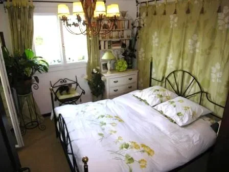 Room Route du Village in Cannes