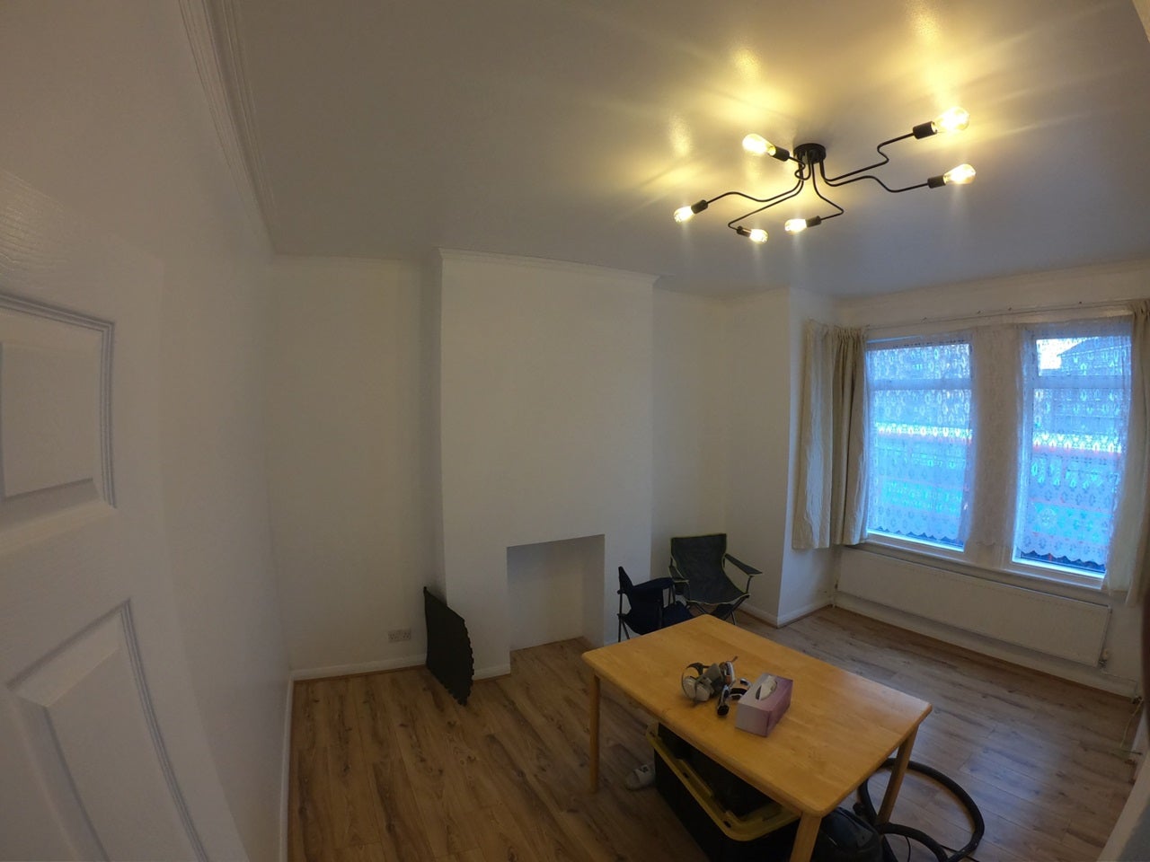 Flat West Hendon Broadway in Greater London
