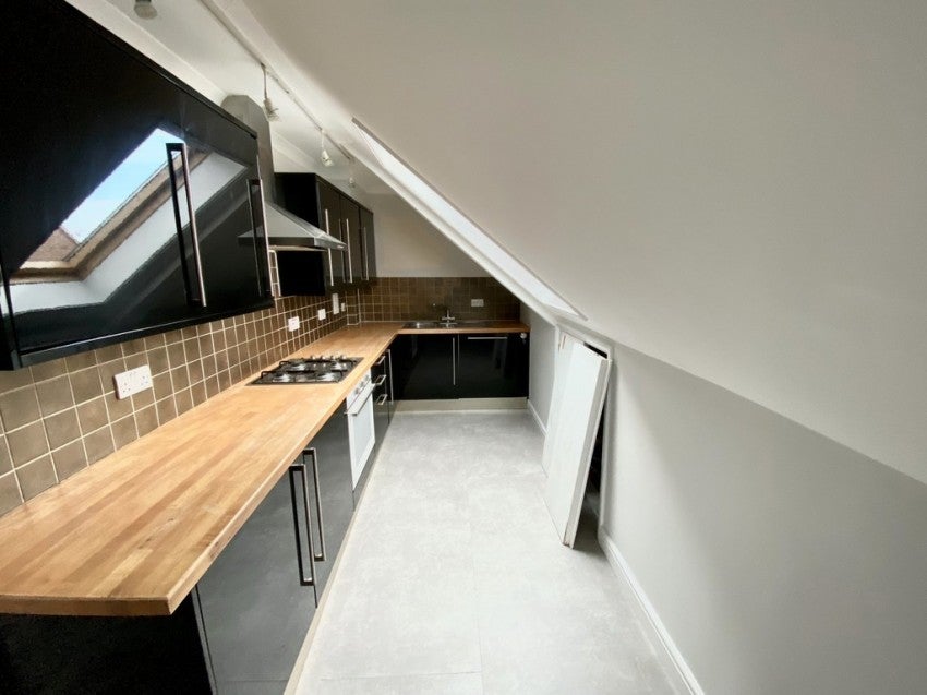 Flat Frimley Green Road in Surrey Heath