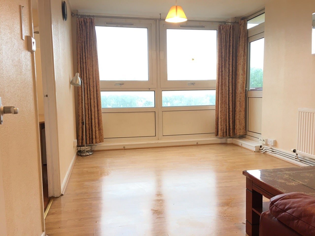 Flat Chisley Road in Greater London