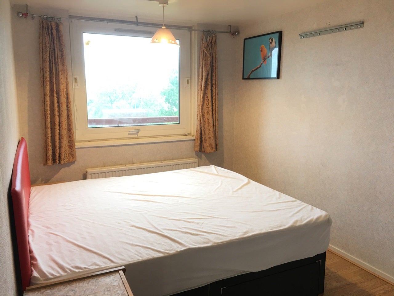 Flat Chisley Road in Greater London