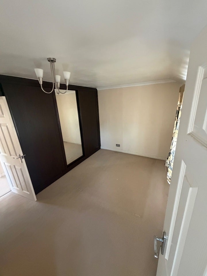 Room Seacourt Road in Slough