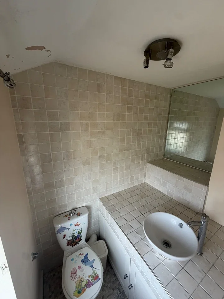 Room Seacourt Road in Slough