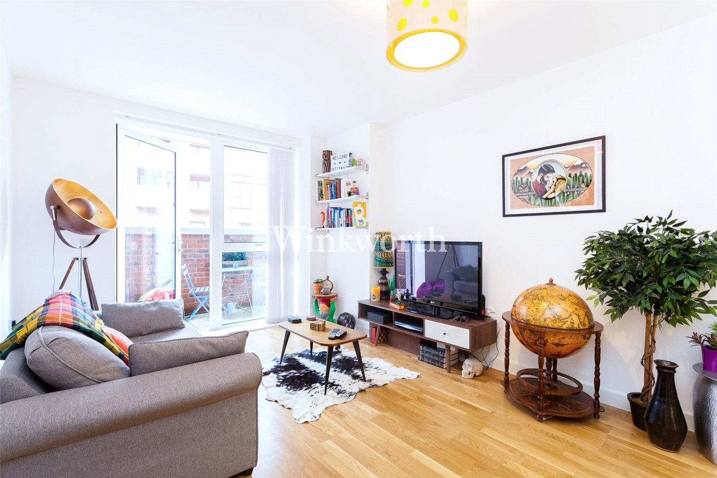 Flat Lawrence Road in Greater London