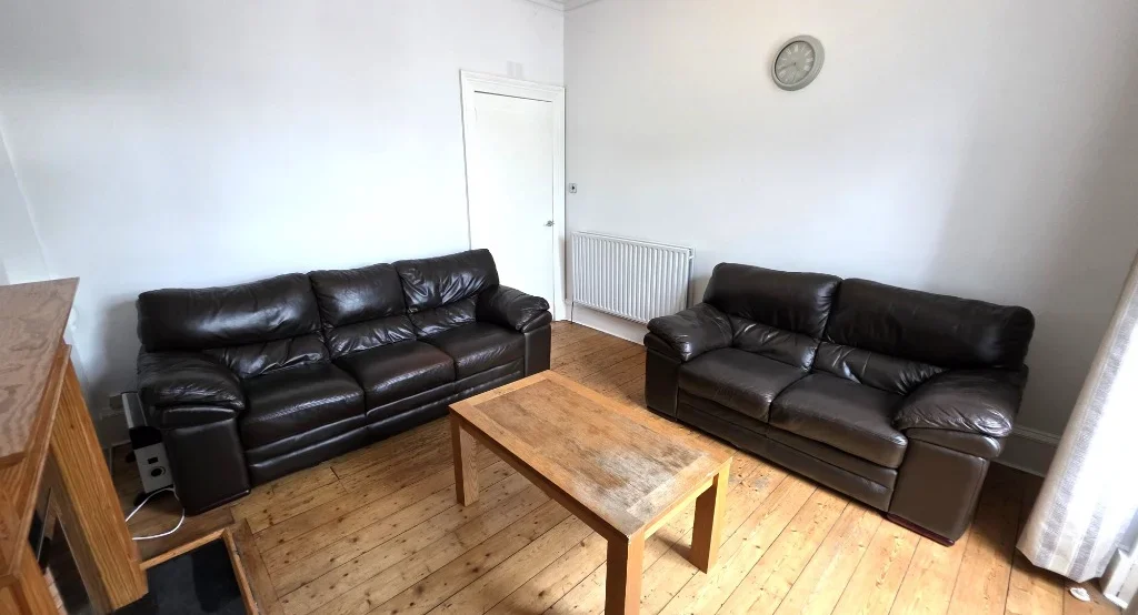 Flat Broomhill Road in Aberdeen City