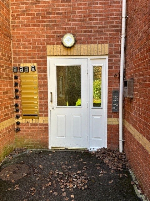 Flat Eccles Way in Nottingham