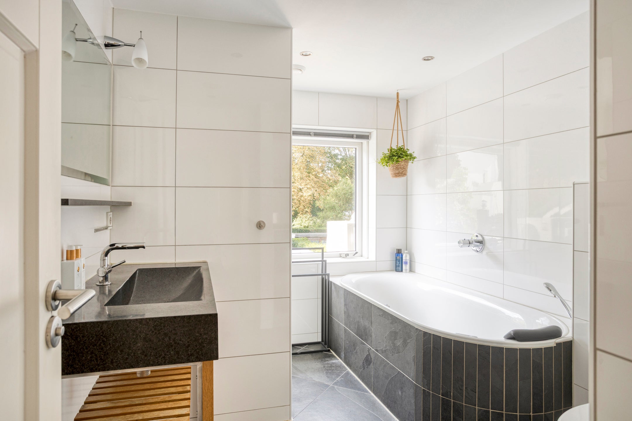 Tussenwoning te koop: Kuijperstraat 14, Elst