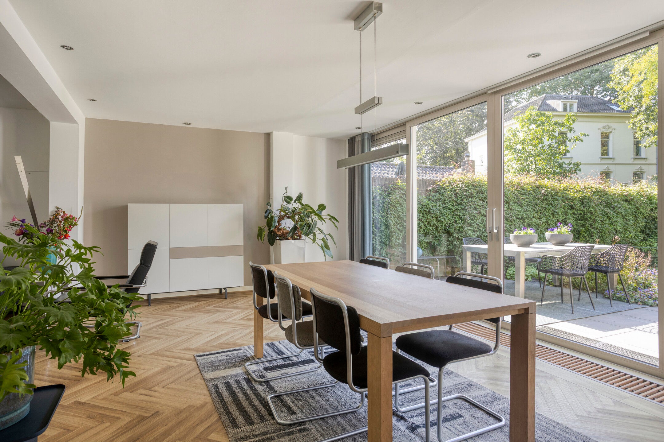 Tussenwoning te koop: Kuijperstraat 14, Elst